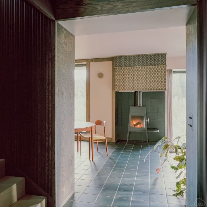 Gallery 10