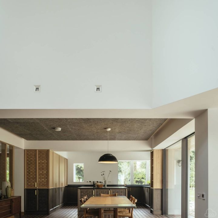 Gallery 8